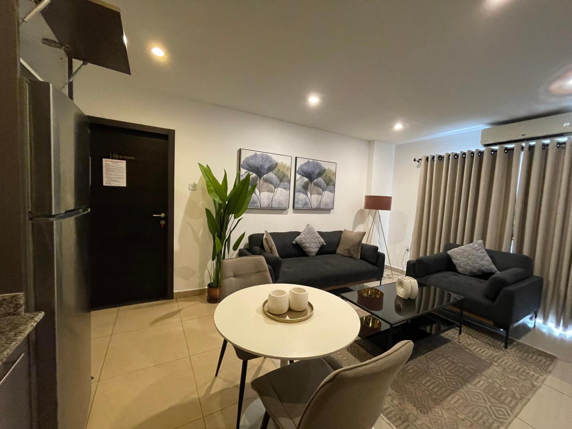 The Gallery Suites By Olive Gold Акра Екстериор снимка